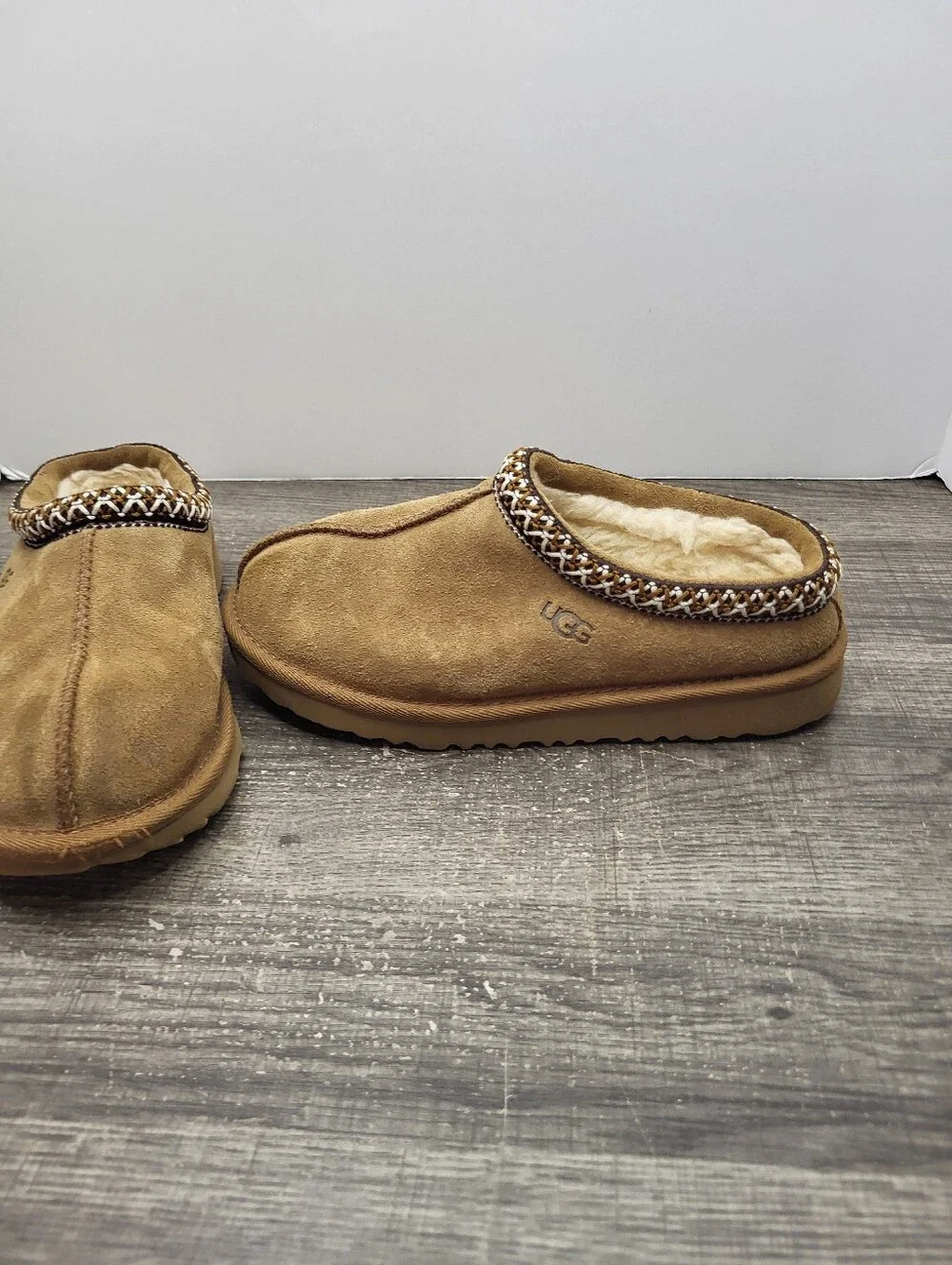 UGG Tasman II Kids' Slipper Size 2 Chestnut Suede Slip-On